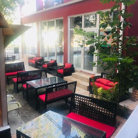 阿特劳 Lucky Fox酒店 外观 照片